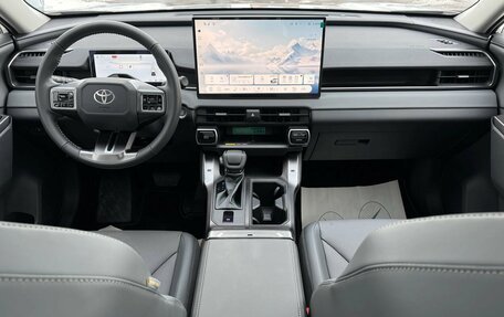 Toyota RAV4, 2026 год, 4 199 000 рублей, 12 фотография