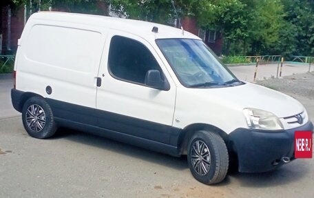 Peugeot Partner II рестайлинг 2, 2010 год, 350 000 рублей, 3 фотография