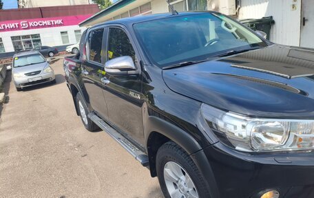 Toyota Hilux VIII, 2016 год, 3 170 000 рублей, 11 фотография