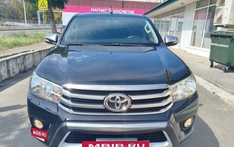 Toyota Hilux VIII, 2016 год, 3 170 000 рублей, 2 фотография