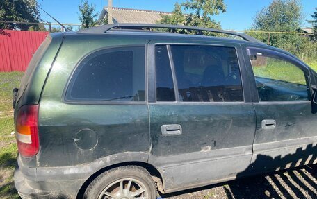 Opel Zafira A рестайлинг, 2001 год, 210 000 рублей, 2 фотография