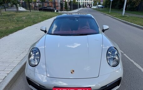 Porsche 911, 2021 год, 15 900 000 рублей, 10 фотография
