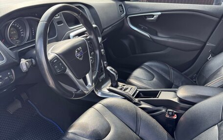 Volvo V40 II рестайлинг, 2015 год, 1 100 000 рублей, 7 фотография