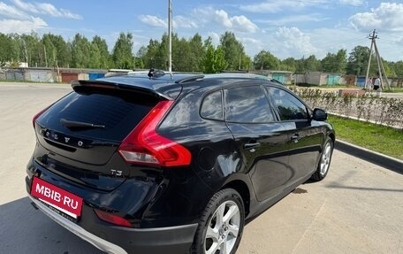 Volvo V40 II рестайлинг, 2015 год, 1 100 000 рублей, 4 фотография