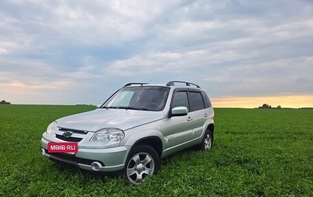 Chevrolet Niva I рестайлинг, 2012 год, 500 000 рублей, 3 фотография