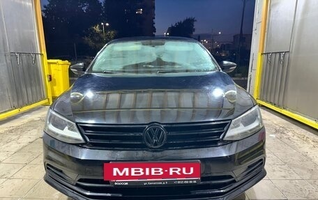 Volkswagen Jetta VI, 2015 год, 860 000 рублей, 2 фотография