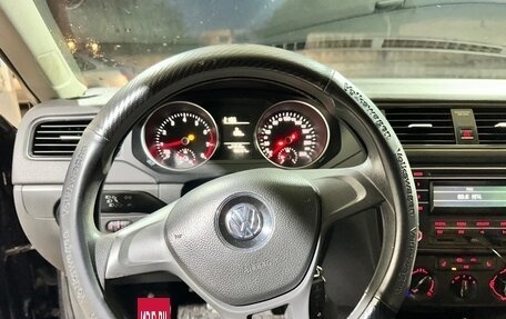 Volkswagen Jetta VI, 2015 год, 860 000 рублей, 8 фотография