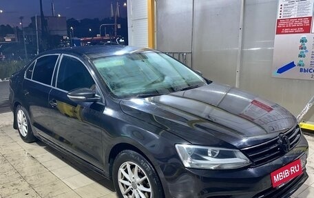 Volkswagen Jetta VI, 2015 год, 860 000 рублей, 4 фотография