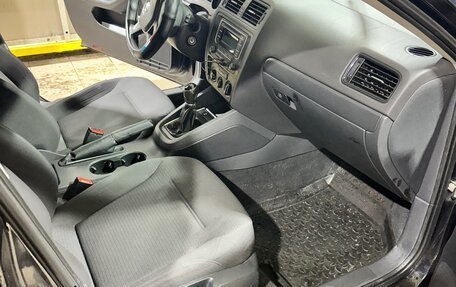Volkswagen Jetta VI, 2015 год, 860 000 рублей, 13 фотография