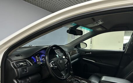 Toyota Camry, 2015 год, 1 820 000 рублей, 10 фотография