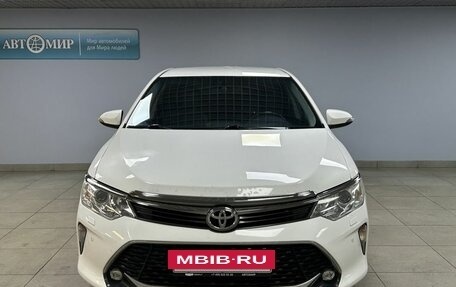 Toyota Camry, 2015 год, 1 820 000 рублей, 2 фотография