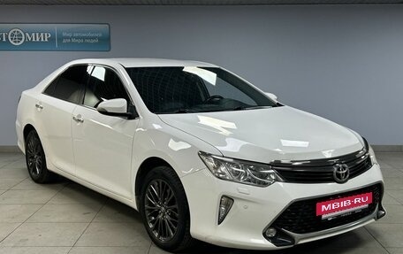 Toyota Camry, 2015 год, 1 820 000 рублей, 3 фотография