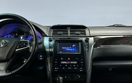 Toyota Camry, 2015 год, 1 820 000 рублей, 19 фотография