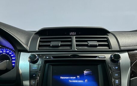 Toyota Camry, 2015 год, 1 820 000 рублей, 22 фотография