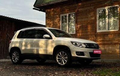 Volkswagen Tiguan I, 2015 год, 1 800 000 рублей, 1 фотография