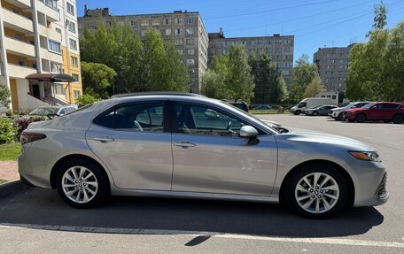Toyota Camry, 2022 год, 2 920 000 рублей, 4 фотография