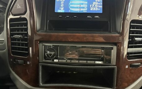 Mitsubishi Pajero III рестайлинг, 2004 год, 890 000 рублей, 12 фотография