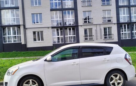 Pontiac Vibe II, 2010 год, 670 000 рублей, 2 фотография