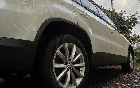 Volkswagen Tiguan I, 2015 год, 1 800 000 рублей, 5 фотография