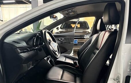 Toyota Yaris XP150 рестайлинг, 2023 год, 1 150 000 рублей, 7 фотография
