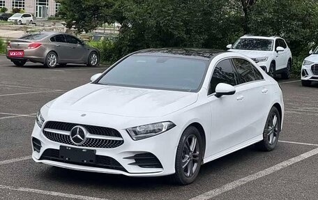 Mercedes-Benz A-Класс, 2022 год, 1 560 000 рублей, 1 фотография