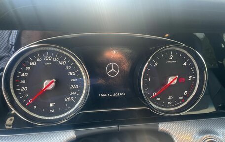 Mercedes-Benz E-Класс, 2019 год, 1 820 000 рублей, 16 фотография
