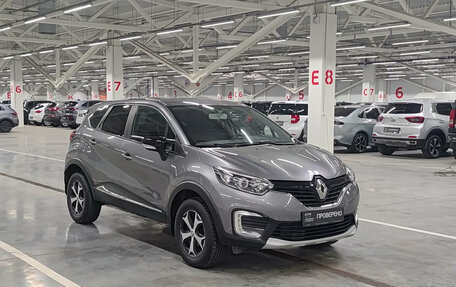 Renault Kaptur I рестайлинг, 2020 год, 1 499 000 рублей, 3 фотография