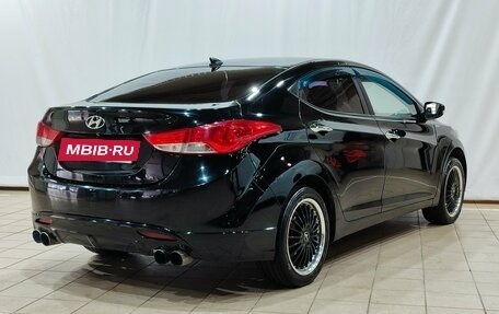 Hyundai Avante, 2011 год, 900 000 рублей, 4 фотография