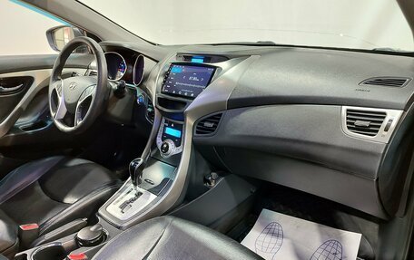 Hyundai Avante, 2011 год, 900 000 рублей, 13 фотография