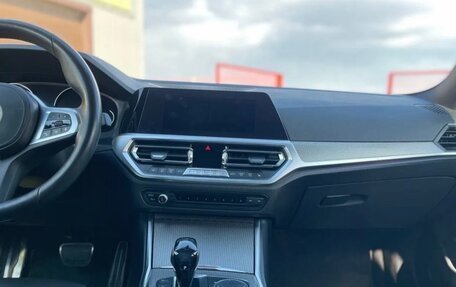 BMW 3 серия, 2019 год, 2 600 000 рублей, 6 фотография