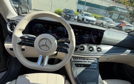 Mercedes-Benz E-Класс, 2020 год, 3 800 000 рублей, 2 фотография