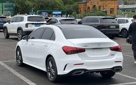 Mercedes-Benz A-Класс, 2022 год, 1 560 000 рублей, 4 фотография