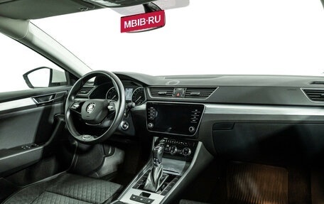Skoda Superb III рестайлинг, 2020 год, 2 570 000 рублей, 9 фотография