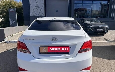 Hyundai Solaris II рестайлинг, 2016 год, 856 000 рублей, 5 фотография
