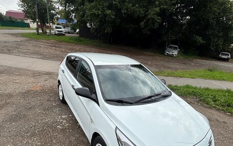 Hyundai Solaris II рестайлинг, 2015 год, 1 050 000 рублей, 7 фотография