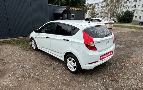 Hyundai Solaris II рестайлинг, 2015 год, 1 050 000 рублей, 5 фотография