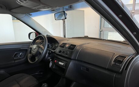 Skoda Fabia II, 2011 год, 466 000 рублей, 12 фотография