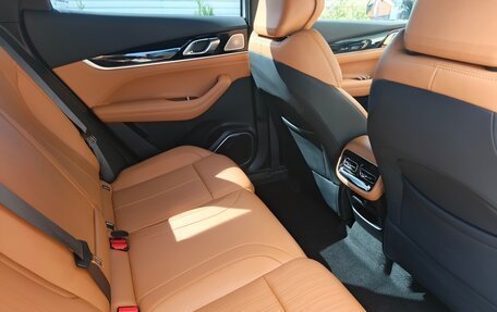 Geely Atlas, 2025 год, 2 830 000 рублей, 8 фотография
