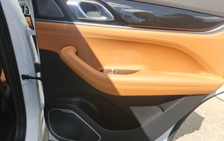 Geely Atlas, 2025 год, 2 830 000 рублей, 9 фотография