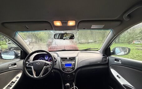 Hyundai Solaris II рестайлинг, 2012 год, 570 000 рублей, 8 фотография