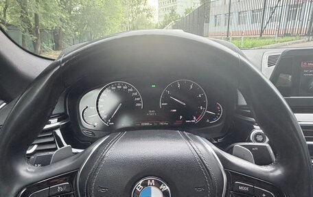 BMW 5 серия, 2019 год, 2 860 000 рублей, 12 фотография