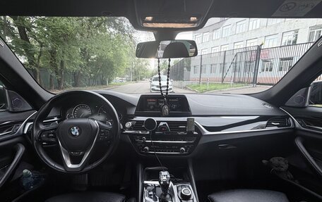 BMW 5 серия, 2019 год, 2 860 000 рублей, 14 фотография