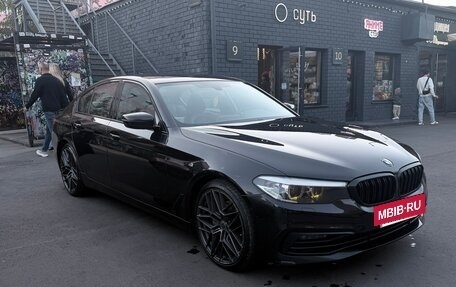 BMW 5 серия, 2019 год, 2 860 000 рублей, 10 фотография