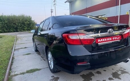 Toyota Camry, 2014 год, 1 650 000 рублей, 2 фотография