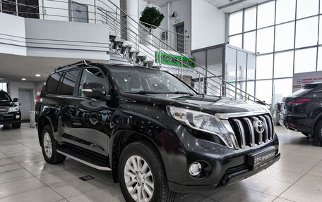 Toyota Land Cruiser Prado 150 рестайлинг 2, 2015 год, 3 830 000 рублей, 3 фотография