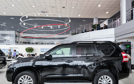 Toyota Land Cruiser Prado 150 рестайлинг 2, 2015 год, 3 830 000 рублей, 10 фотография