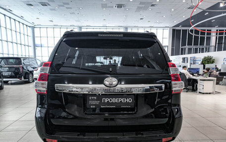 Toyota Land Cruiser Prado 150 рестайлинг 2, 2015 год, 3 830 000 рублей, 7 фотография
