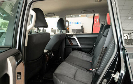 Toyota Land Cruiser Prado 150 рестайлинг 2, 2015 год, 3 830 000 рублей, 15 фотография