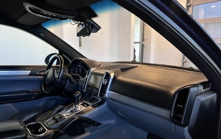 Porsche Cayenne III, 2010 год, 1 990 000 рублей, 12 фотография