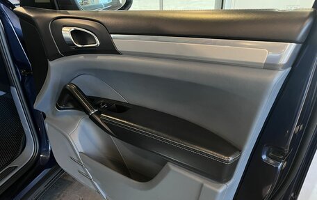 Porsche Cayenne III, 2010 год, 1 990 000 рублей, 26 фотография